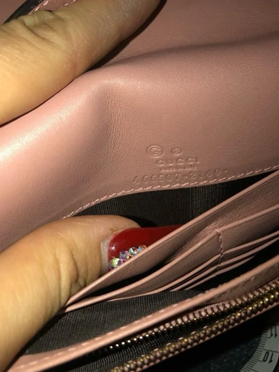 Gucci Blush Pink Embossed GG Crossbody Wallet - Picture 5 of 9